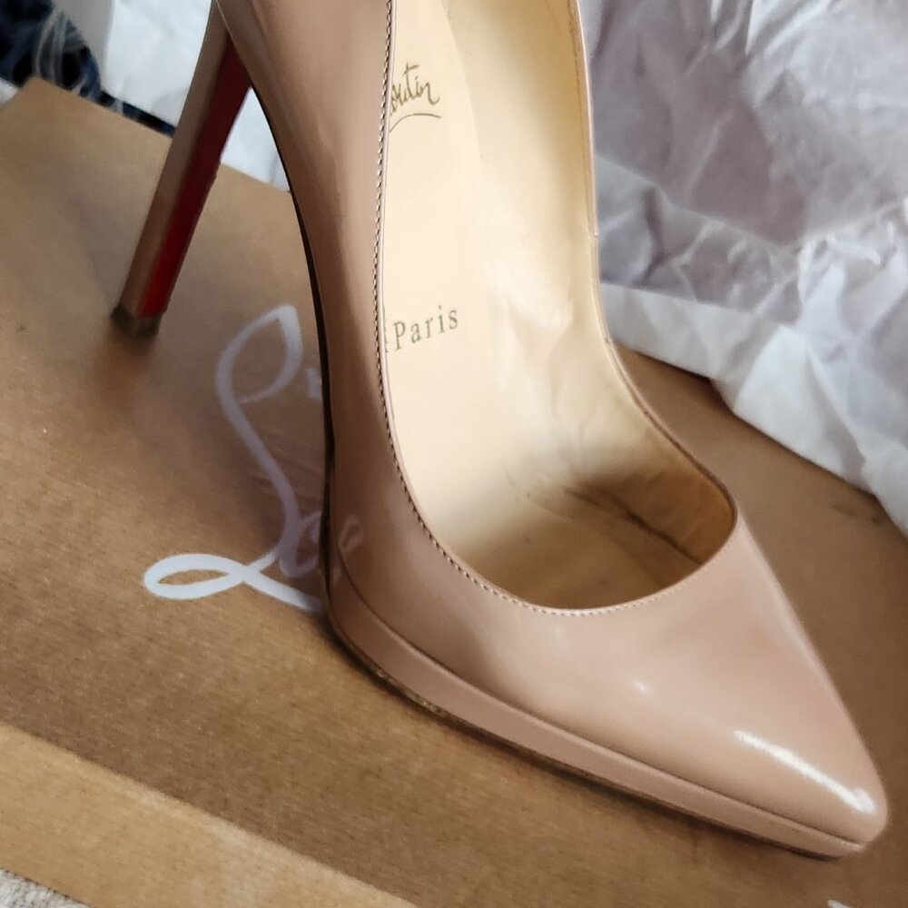 Christian Louboutin Patent Nude (fair skin nude) size 37 - Picture 9 of 14